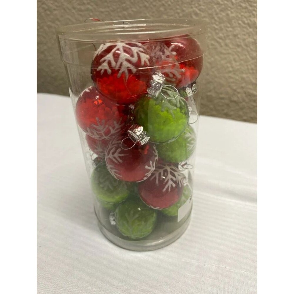CV 18 piece glass ornament set green & red snowflake